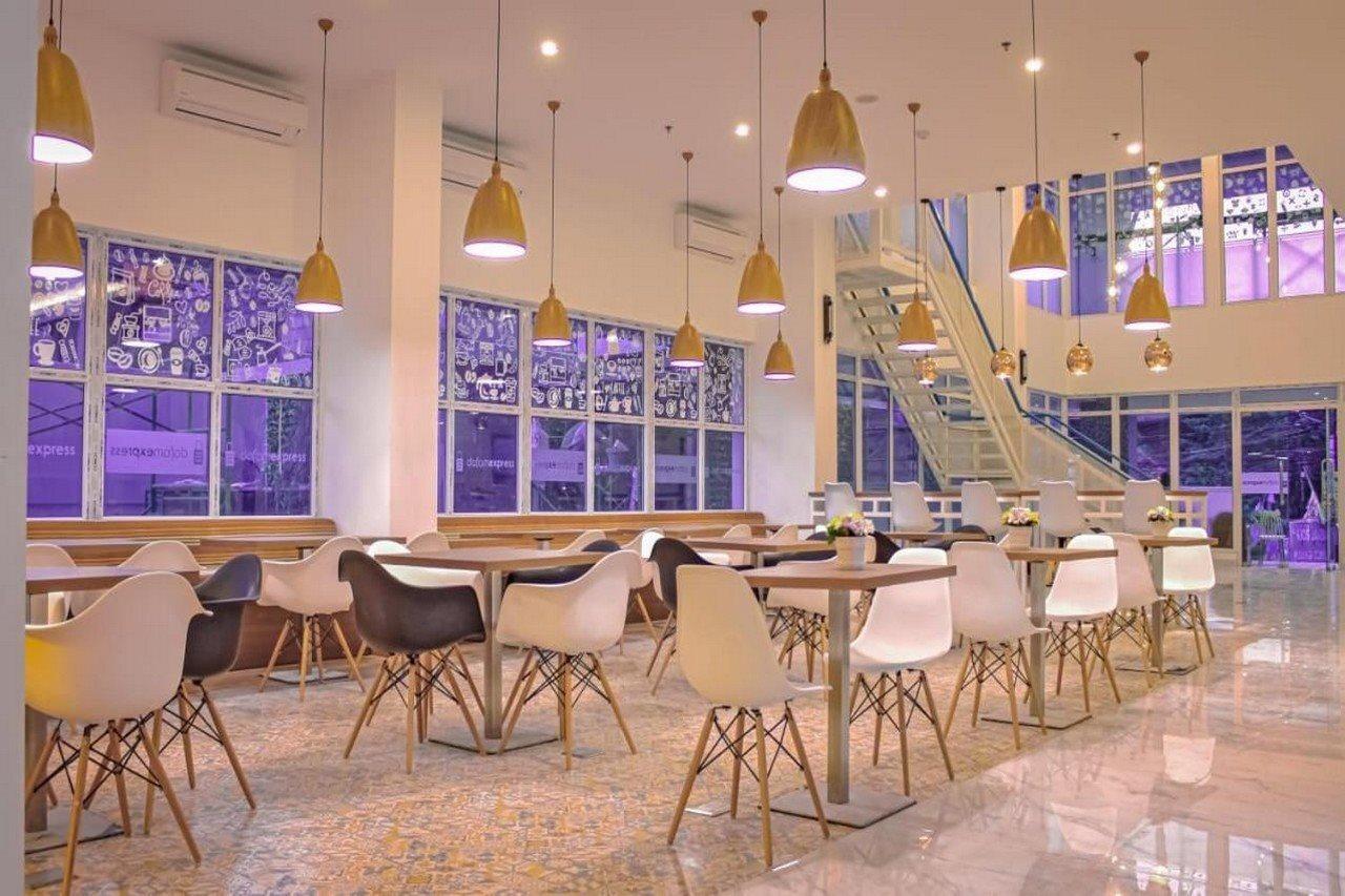 ดาฟาม เอ็กซ์เพรส จักซา จาการ์ตา Hotel ภายนอก รูปภาพ