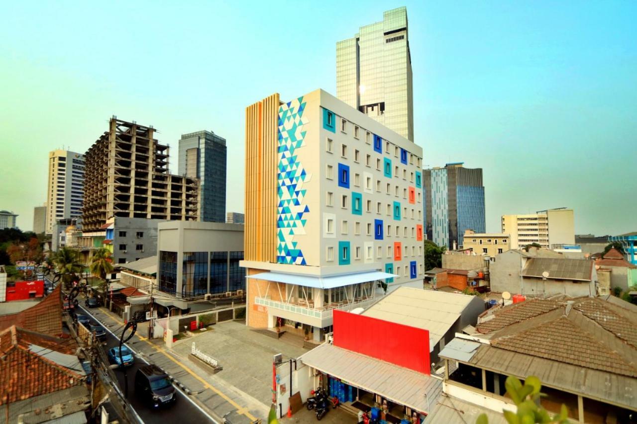 ดาฟาม เอ็กซ์เพรส จักซา จาการ์ตา Hotel ภายนอก รูปภาพ