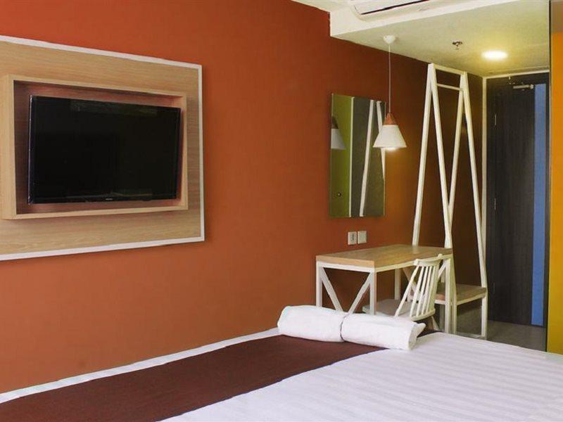 ดาฟาม เอ็กซ์เพรส จักซา จาการ์ตา Hotel ภายนอก รูปภาพ